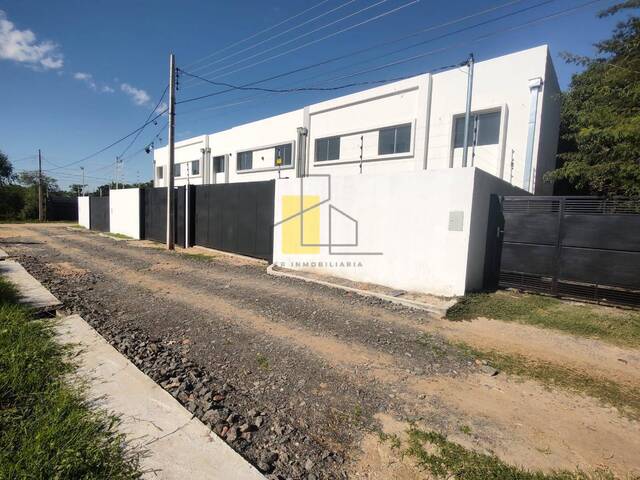 #21 - Casa para Venta en Mariano Roque Alonso - PY-11