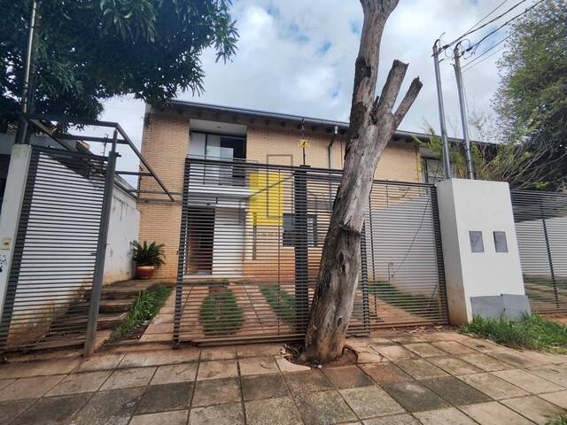 #25 - Casa para Venta en Asunción - PY-ASU