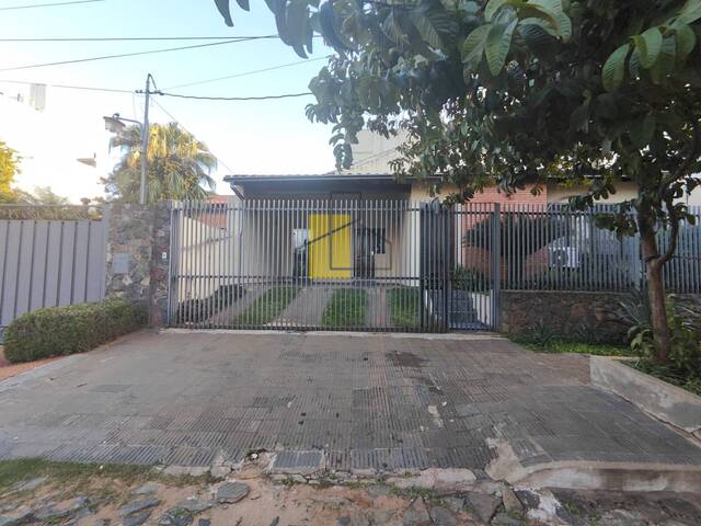 #28 - Casa para Venta en Asunción - PY-ASU