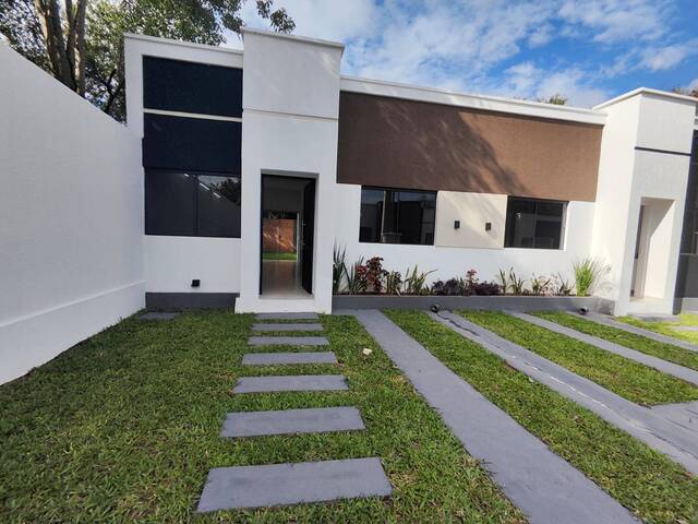 #30 - Casa para Venta en Asunción - PY-ASU
