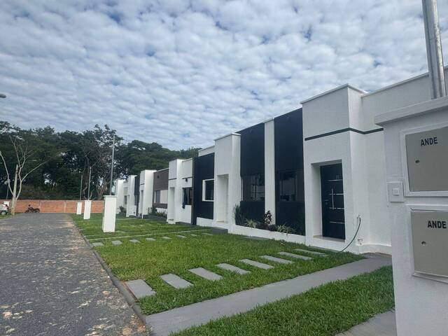 #32 - Casa para Venta en Asunción - PY-ASU