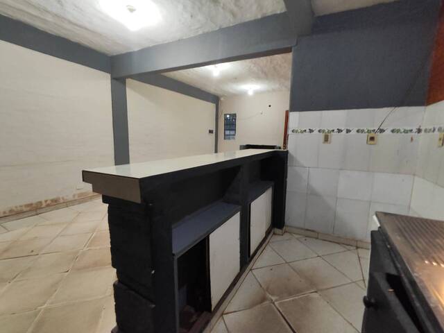 #35 - Casa para Venta en Asunción - PY-ASU