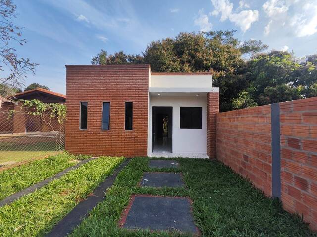 #62 - Casa para Venta en Asunción - PY-ASU
