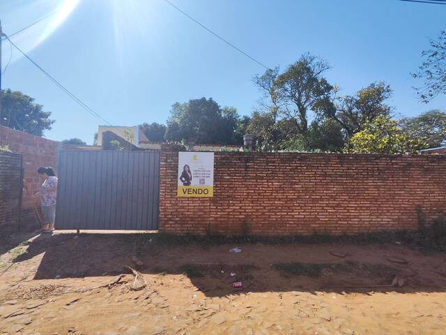 #68 - Casa para Venta en San Lorenzo - PY-11